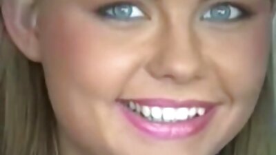 Cutie patiešām plaši atver savu slapjo incīti, lai parādītu tās iekšpusi
